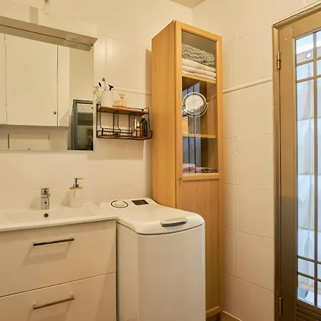 Comfortable Studio Near The Center Of - Welkeys Apartman *
